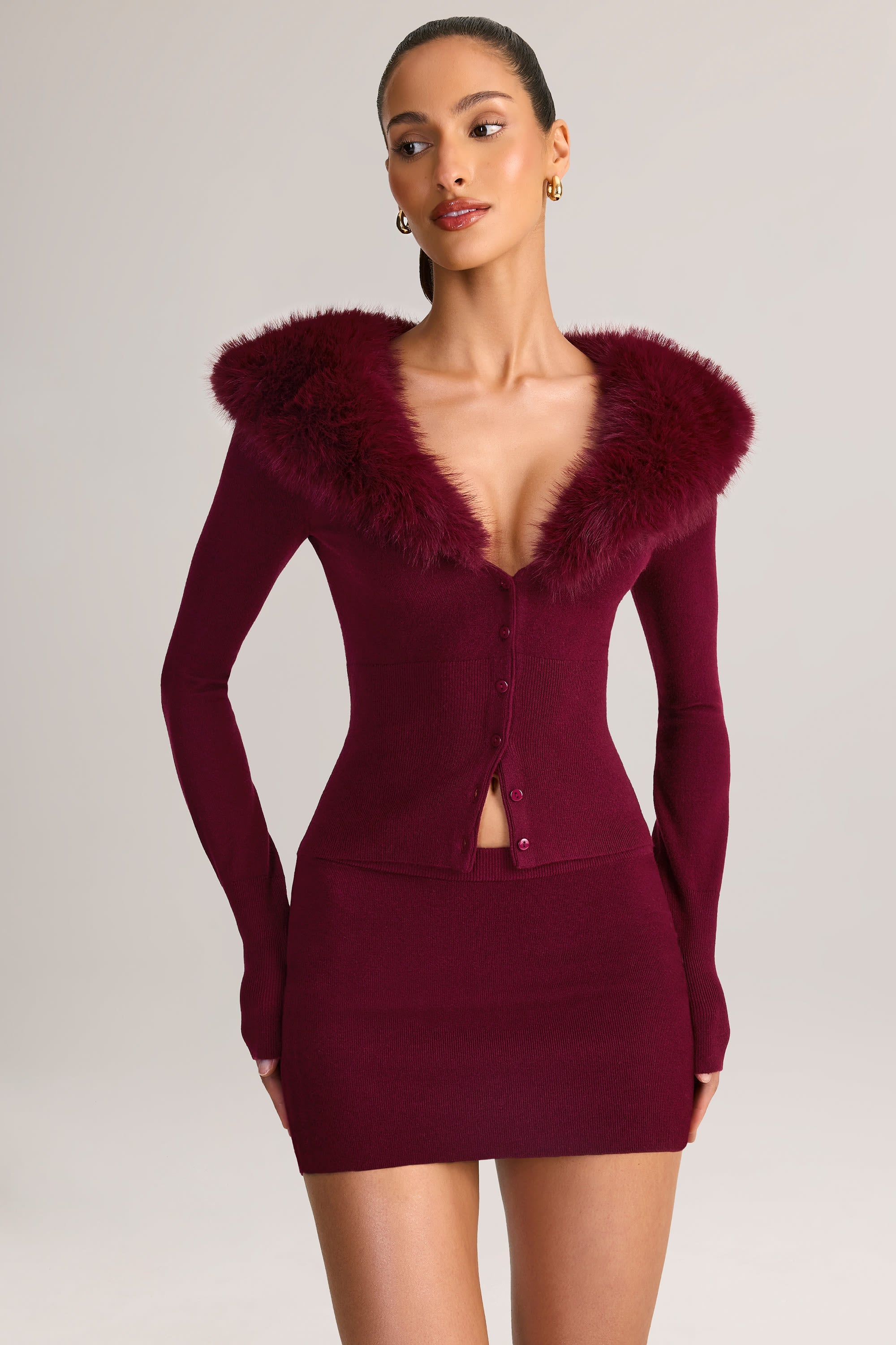 Knit Mid-Rise Mini Skirt in Wine