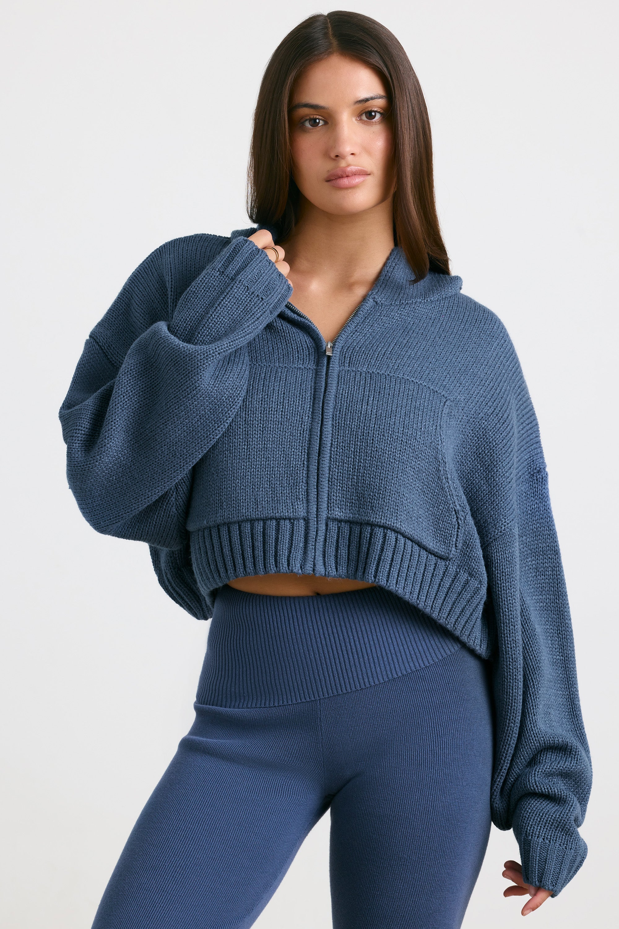 Chunky Knit Zip-Up Cropped Hoodie in Washed Navy